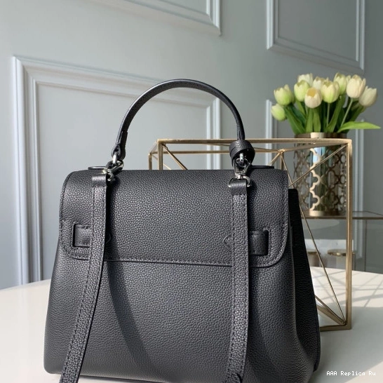 AAA Replica Ru VUITTON LOUIS EVER LOCKME BB 0813